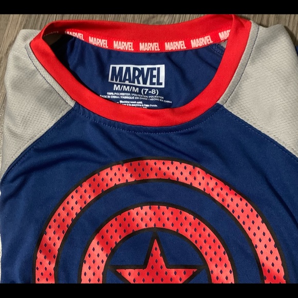 Marvel Cap America Summer Set. Shirt M Shorts XS - Picture 3 of 5